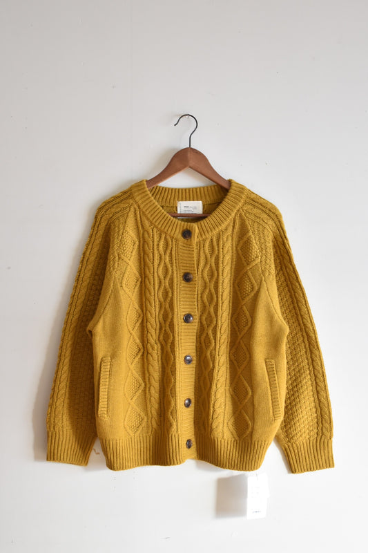 「noia」cable knit cardigan -mustard-