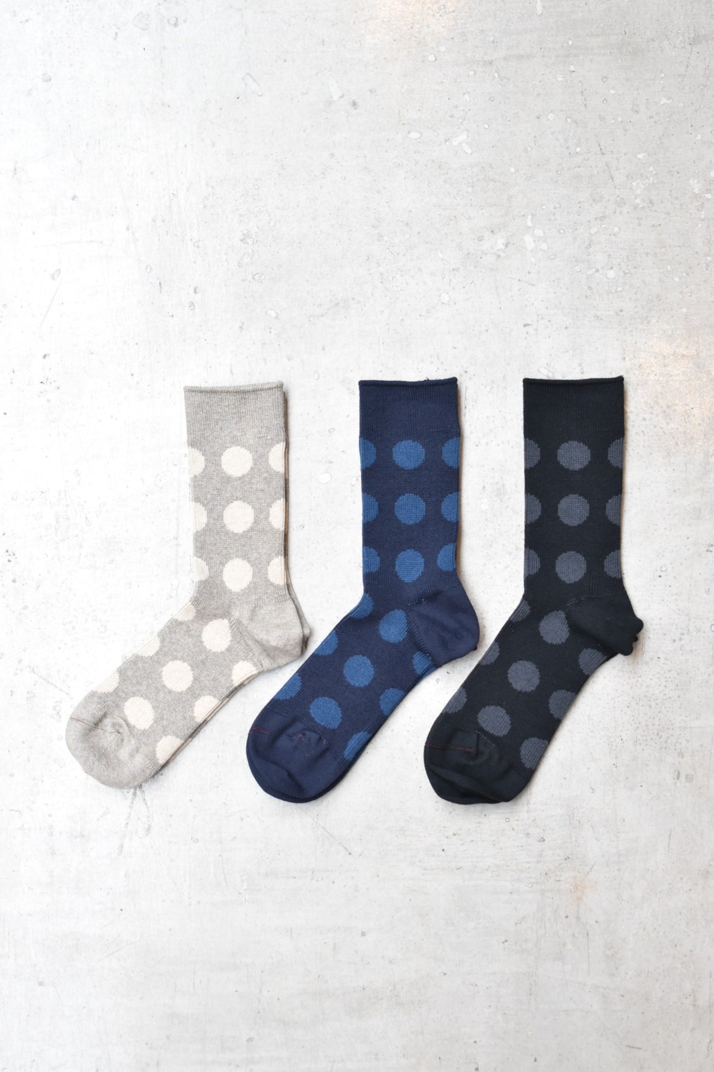 「ROTOTO」porthole dot socks