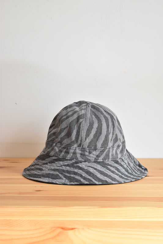 「QUOLT」reversible hat -zebra-