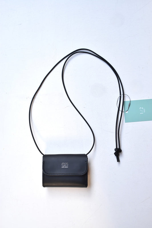 「1/2 HALF」"C-15" leather conpact wallet -black-