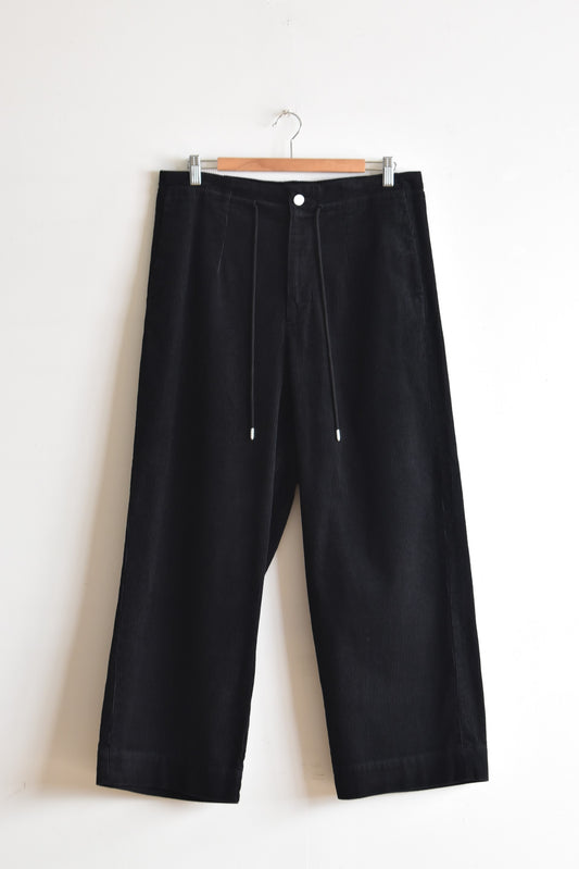 「amne」8 corduroy orca's baggy -black-