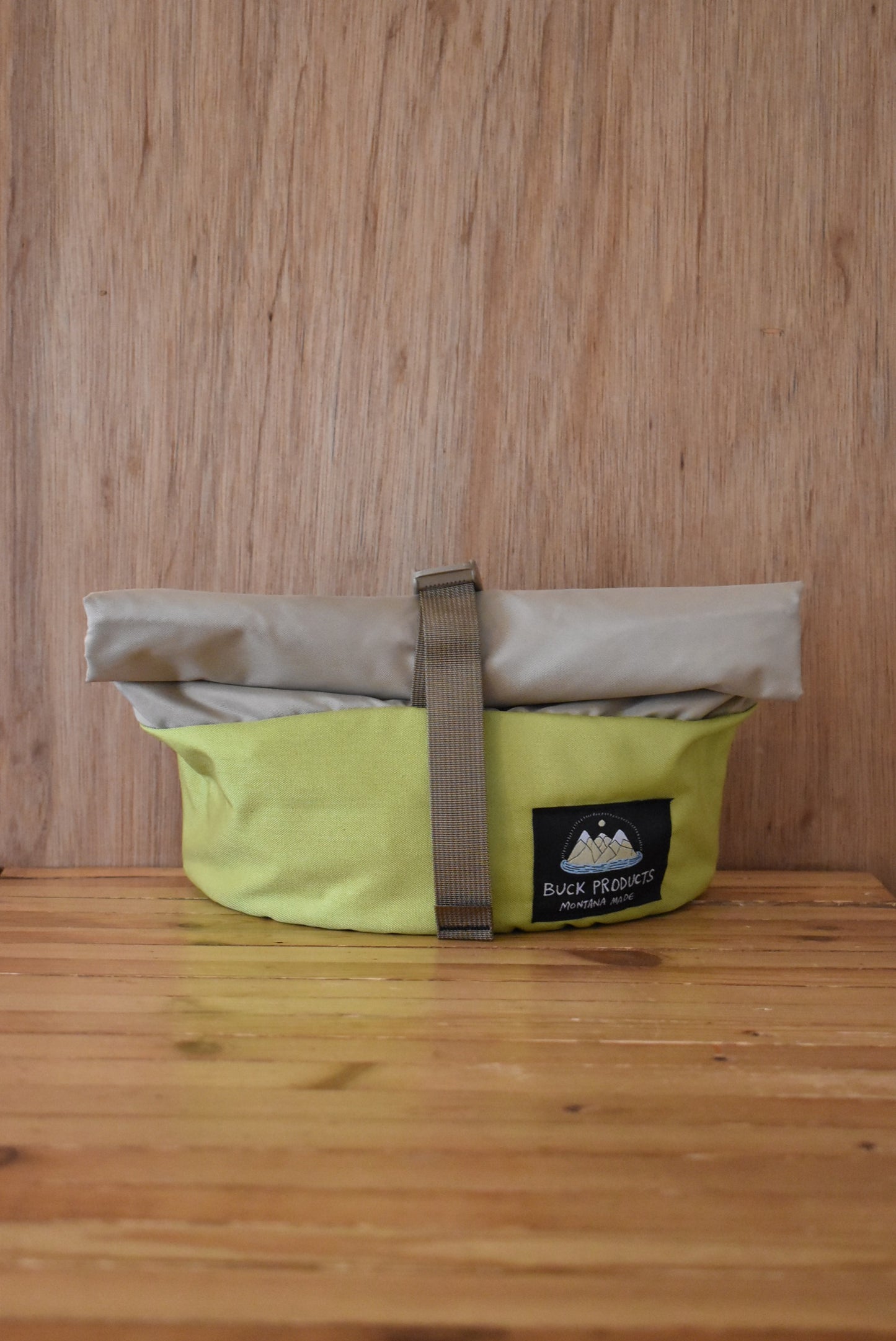 「BUCK PRODUCT」bur bucket -lime/beige-