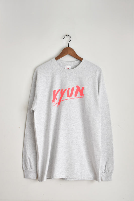 「O.K.」 ”KYUN” L/S tee -gray/pink-