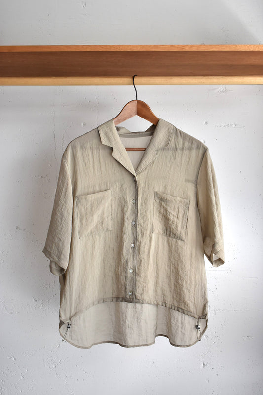 「hunch」grossy sheer open collar shirt -sand beige-