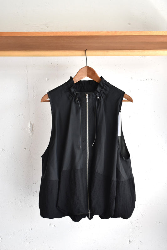 「hunch」docking balloon vest -black-