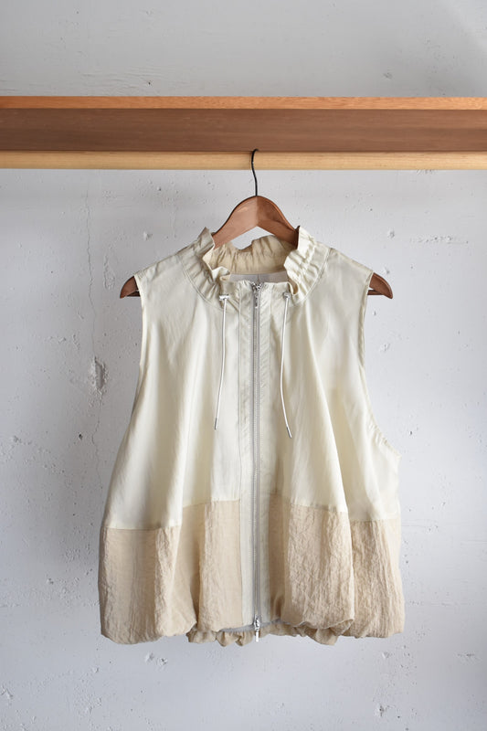 「hunch」docking balloon vest -beige-